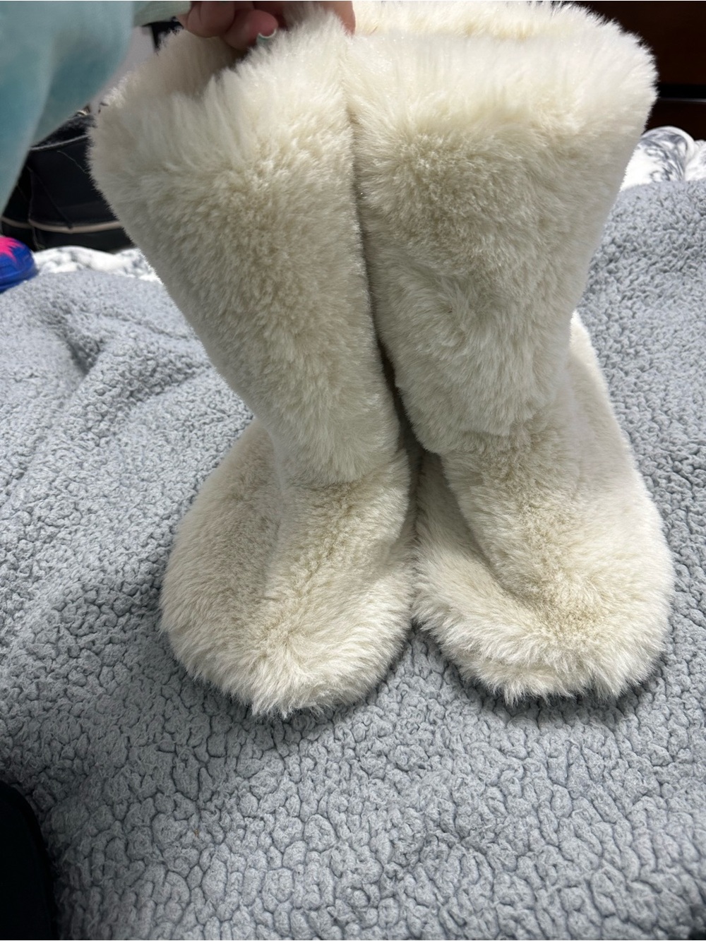 Cozy White Faux Fur Winter Boots Women's 7/8